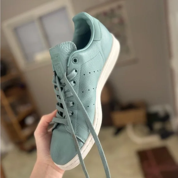 Adidas Teal Sneakers with Black Accents - Picture 8 of 13